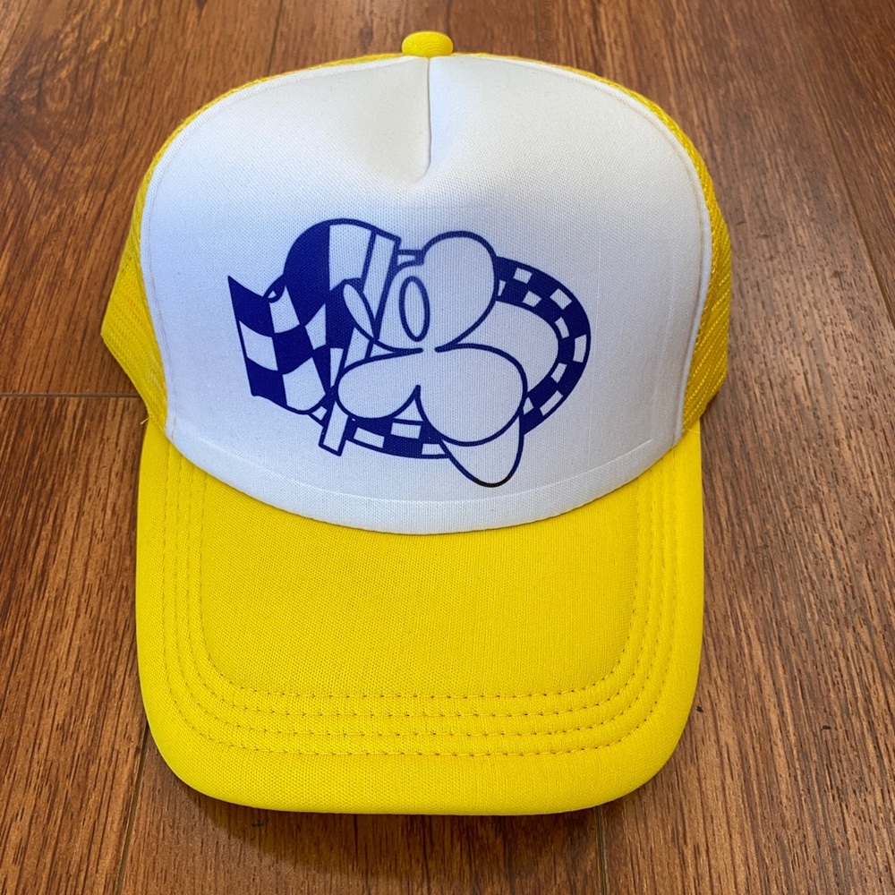 Father Steve Race Mouse Trucker